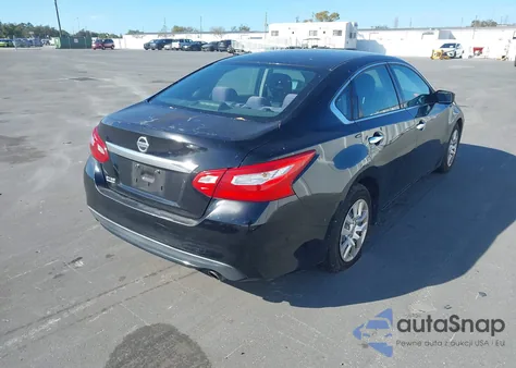 2016 Nissan Altima 2.5/2.5 S/2.5 Sl/2.5 Sr/2.5 Sv z USA, uszkodzony, nr VIN 1N4AL3AP5GC251121